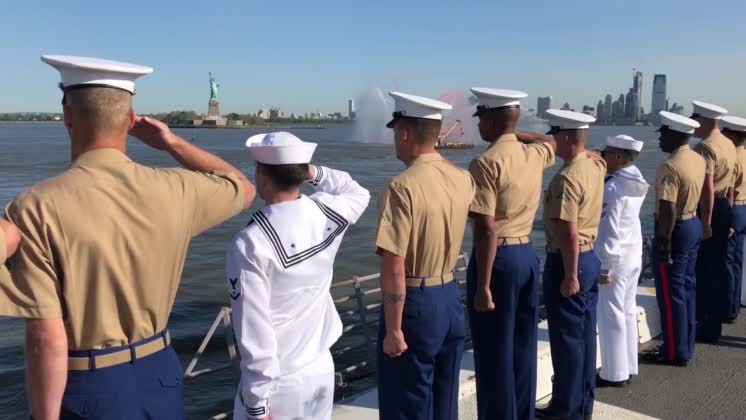 Sailors aboard USS New York salute Statue of Liberty during Fleet Week ...