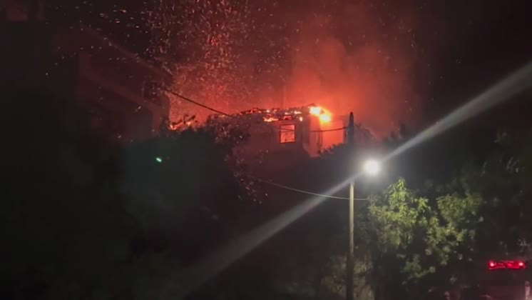 Video: Greece: Hundreds Of People Evacuated As Major Wildfire Breaks ...